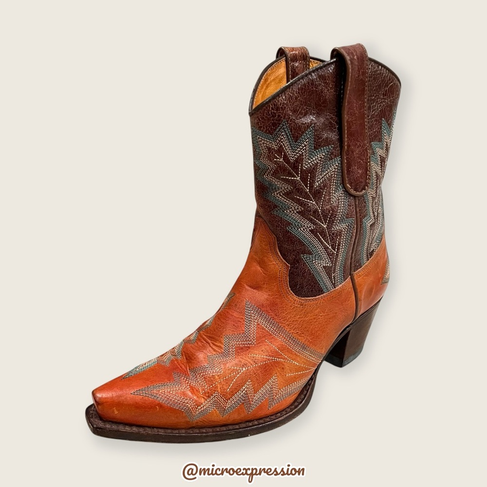 $525 RARE Frye Cognac Brown Real Leather Floral Embroidered Pull On Cowboy Boot - Picture 13 of 14